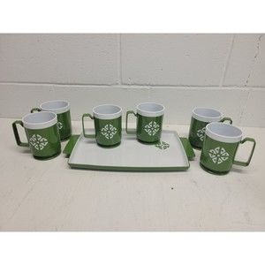 Vintage Chalet Avocado Green 6 cups and 1 tray